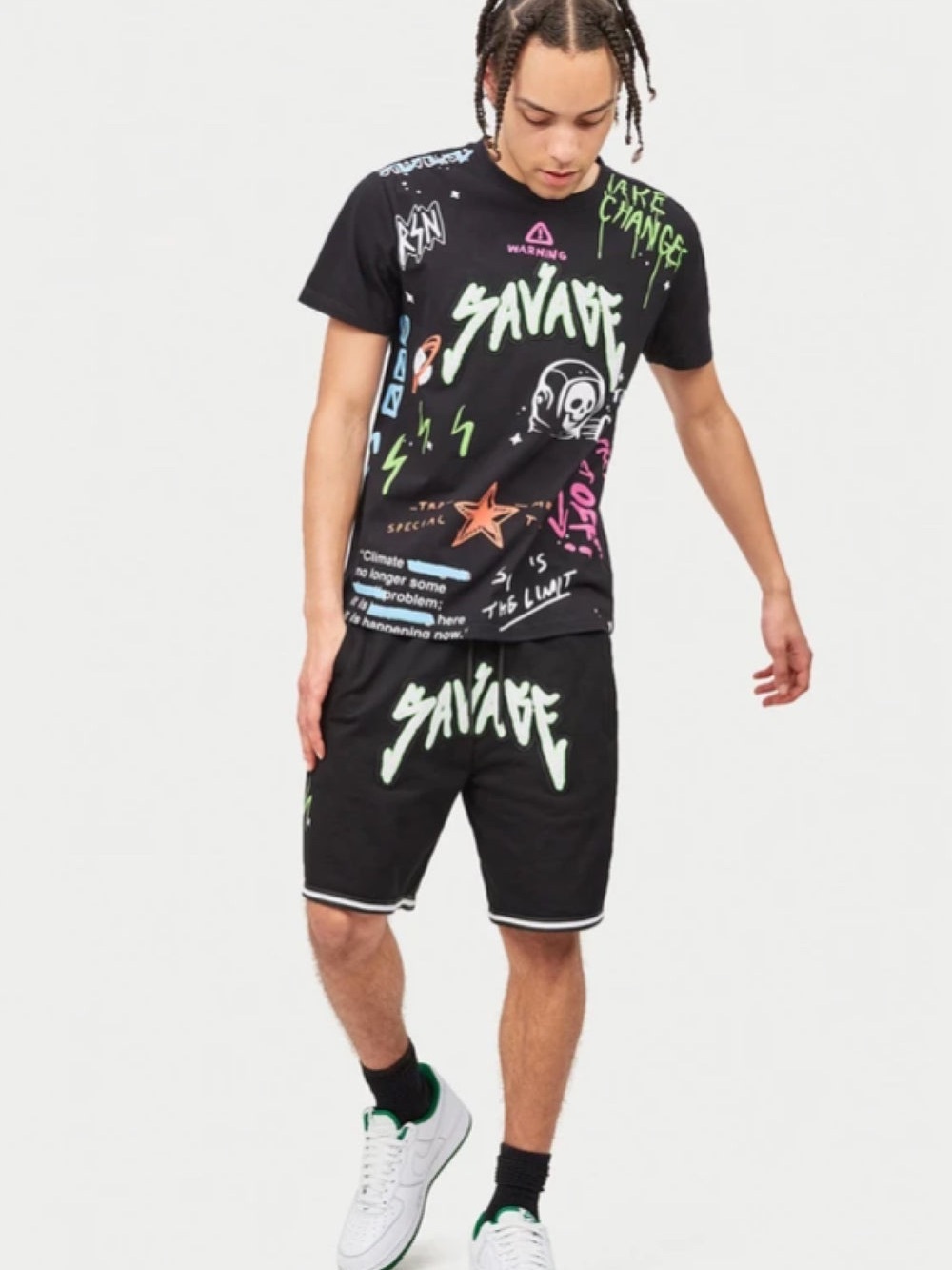Space Savage by Reason graphic short sleeve tee Men’s size 2XL t-shirt skull